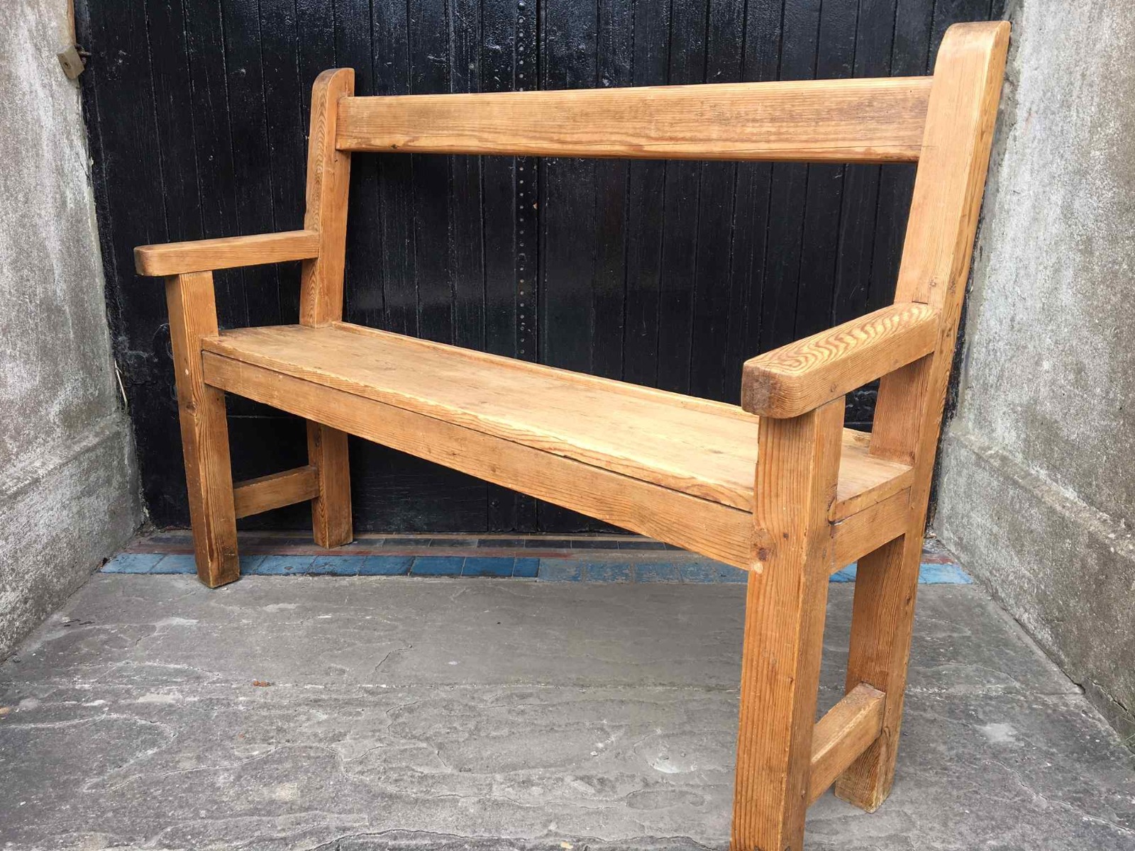 Open Back Pew Bench in Solid Pitch Pine c.1920 (1 of 1) Open Back Pew Bench in Solid Pitch Pine c.1920 (1 of 1)