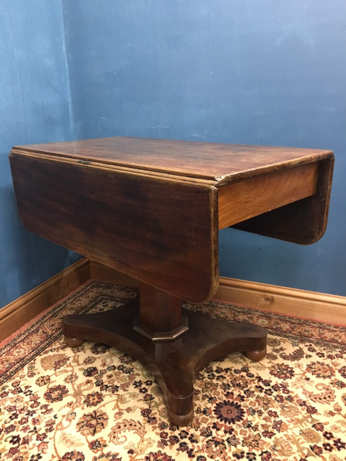 19th Century Mahogany Pedestal Table (1 of 1) 19th Century Mahogany Pedestal Table (1 of 1)