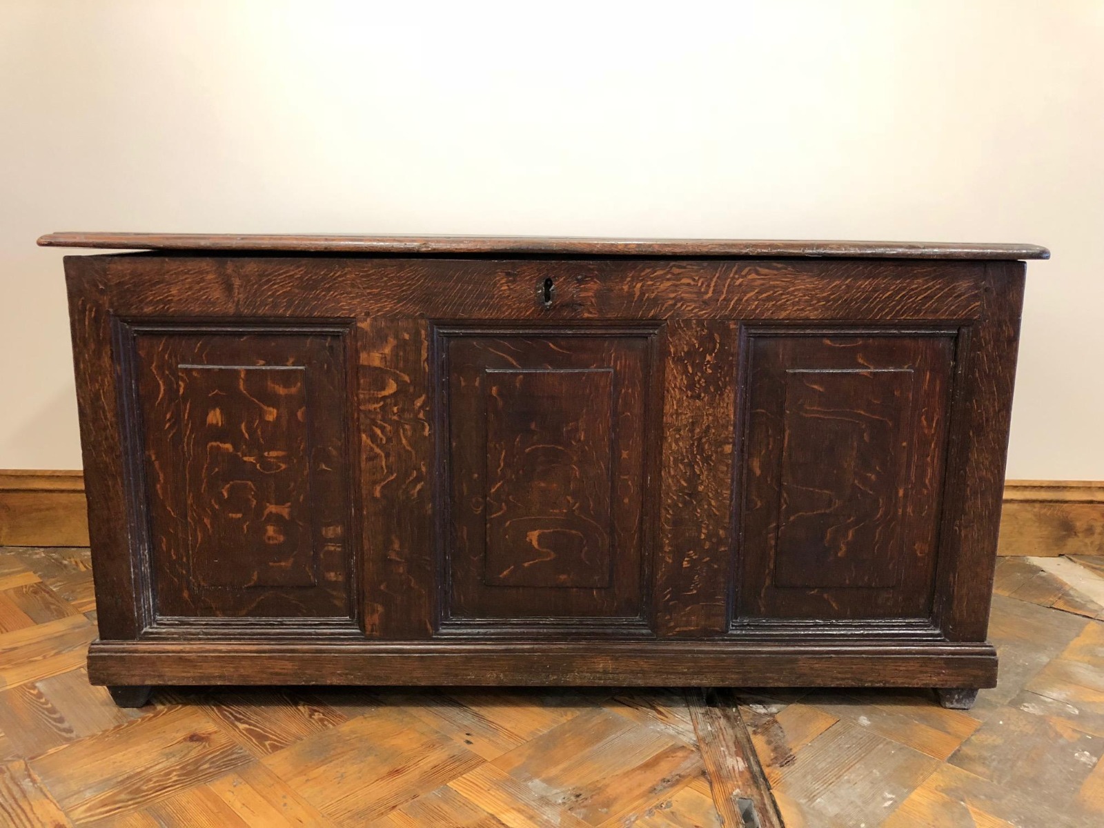 18th Century Welsh Oak Coffer with Panel Front (1 of 1) 18th Century Welsh Oak Coffer with Panel Front (1 of 1)