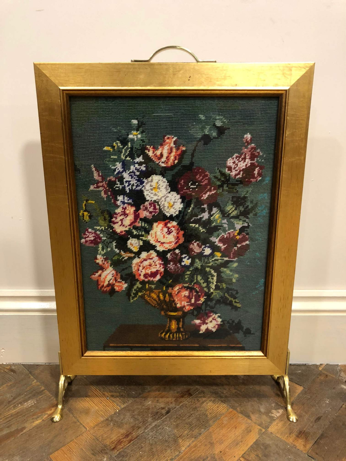 Decorative Fire Screen Stand in Gold Coloured Frame (1 of 1) Decorative Fire Screen Stand in Gold Coloured Frame (1 of 1)