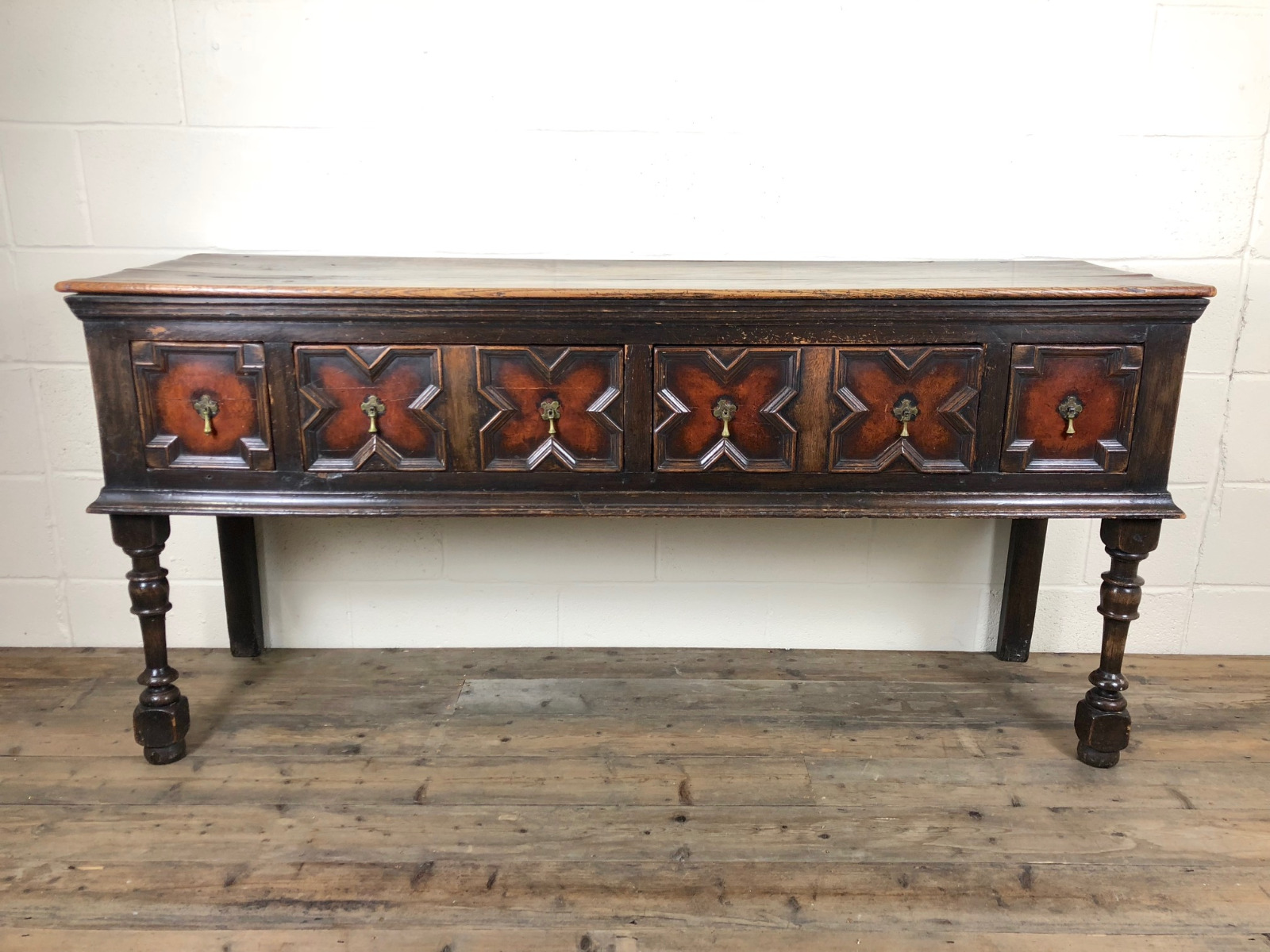 Early 18th Century Oak Jacobean Style Dresser Base (1 of 1) Early 18th Century Oak Jacobean Style Dresser Base (1 of 1)