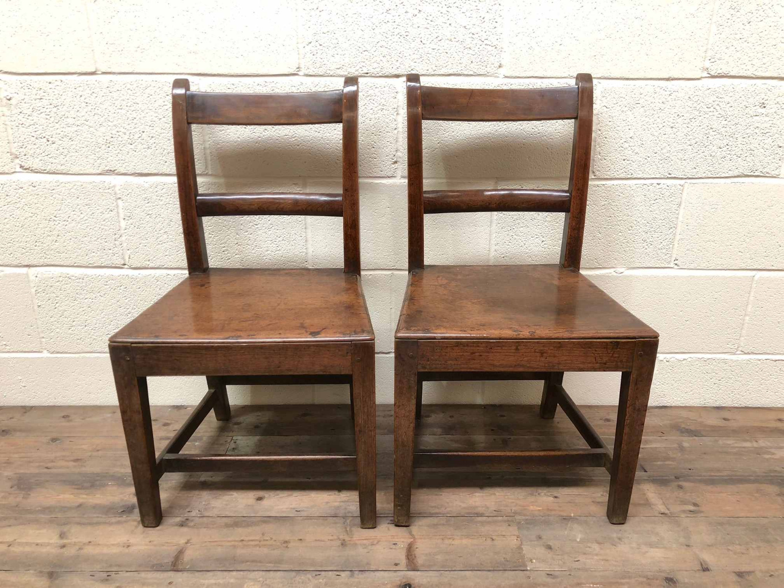 Pair of Antique Early Welsh Oak Bar Back Farmhouse Chairs (1 of 1) Pair of Antique Early Welsh Oak Bar Back Farmhouse Chairs (1 of 1)