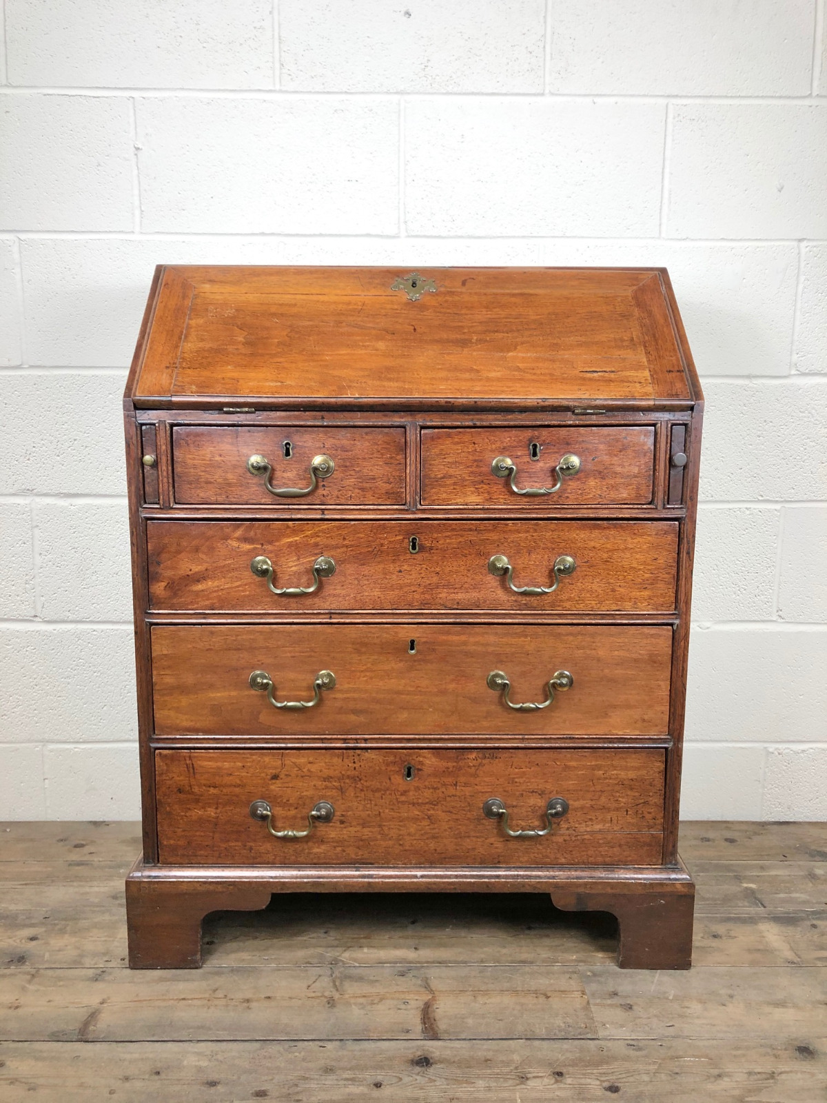 Small Early 19th Century Mahogany Bureau (1 of 13) Small Early 19th Century Mahogany Bureau (1 of 13)