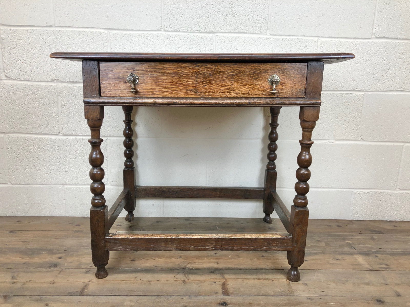 Antique 18th Century Oak Lowboy Table or Side Table with Drawer (1 of 1) Antique 18th Century Oak Lowboy Table or Side Table with Drawer (1 of 1)