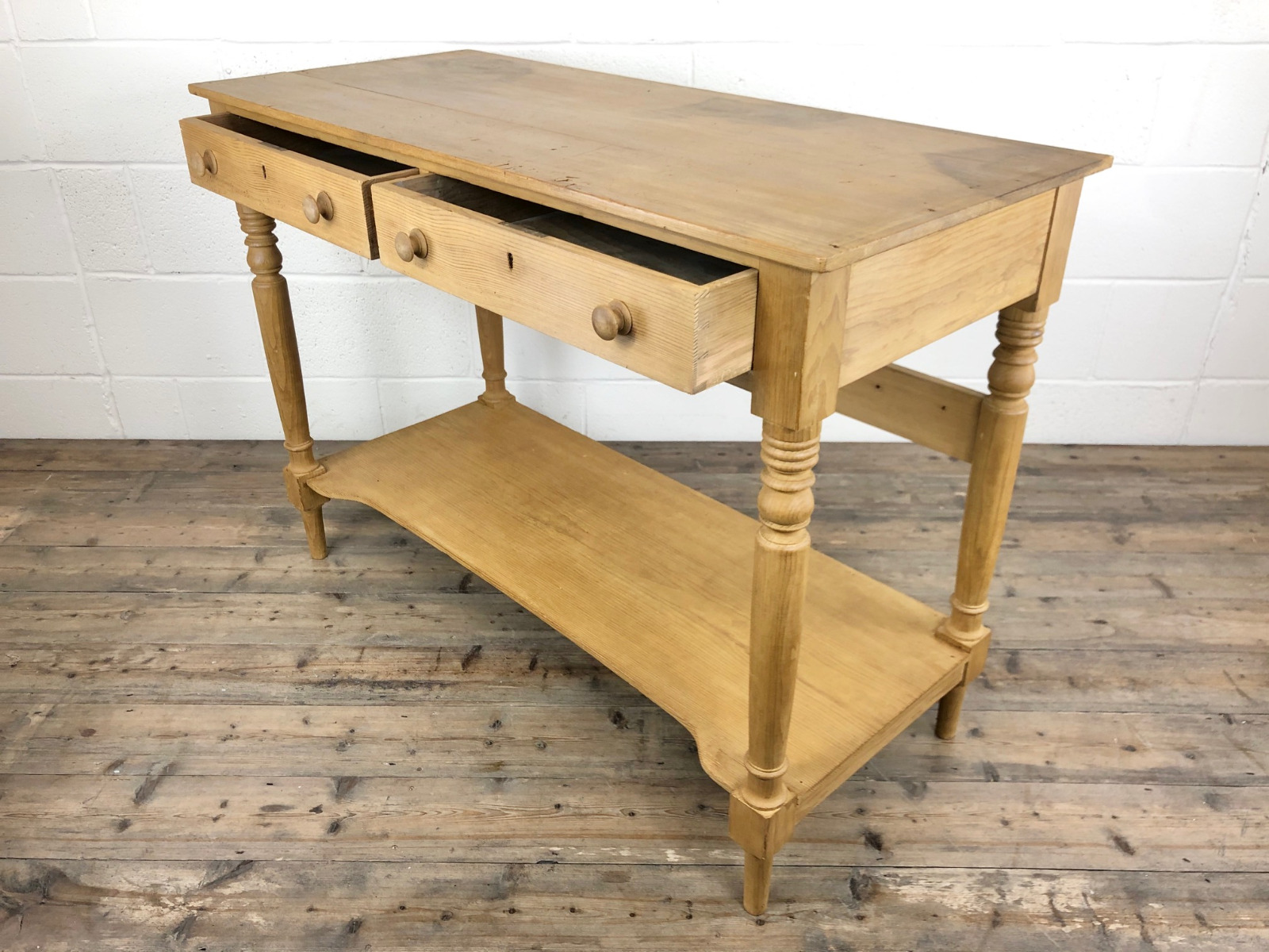 19th Century Pine Washstand with Drawers (1 of 11) 19th Century Pine Washstand with Drawers (1 of 11)