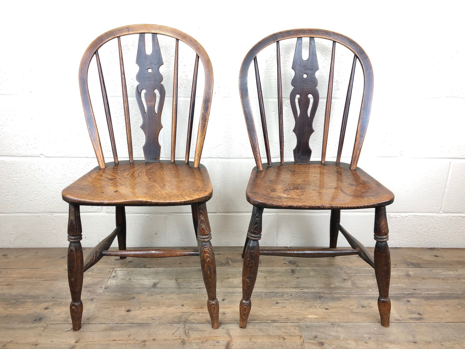 Pair of 19th Century Ash & Elm Farmhouse Chairs (1 of 9) Pair of 19th Century Ash & Elm Farmhouse Chairs (1 of 9)