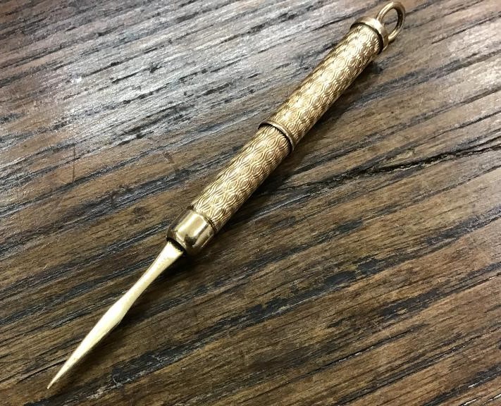 9ct Gold Toothpick London 1982 by RAmsden and Roed (1 of 1) 9ct Gold Toothpick London 1982 by RAmsden and Roed (1 of 1)