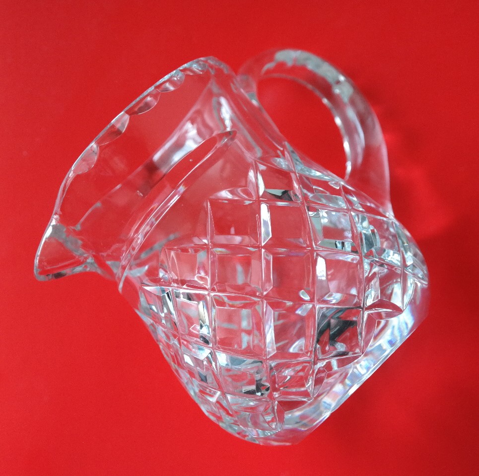 Beautiful Heavy Cut Glass Jug- Ideal Gift / Present / Collectable (1 of 8)