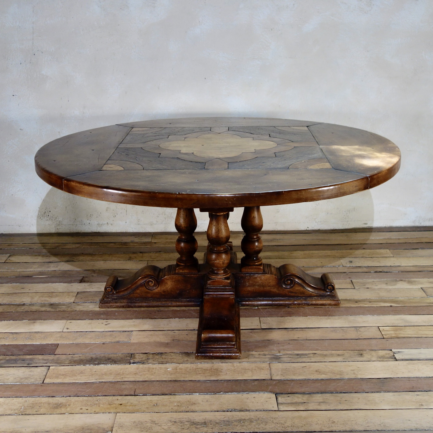 A Large Provincial 20th Cent Continental Walnut Center - Dining Table Round (1 of 12) A Large Provincial 20th Cent Continental Walnut Center - Dining Table Round (1 of 12)