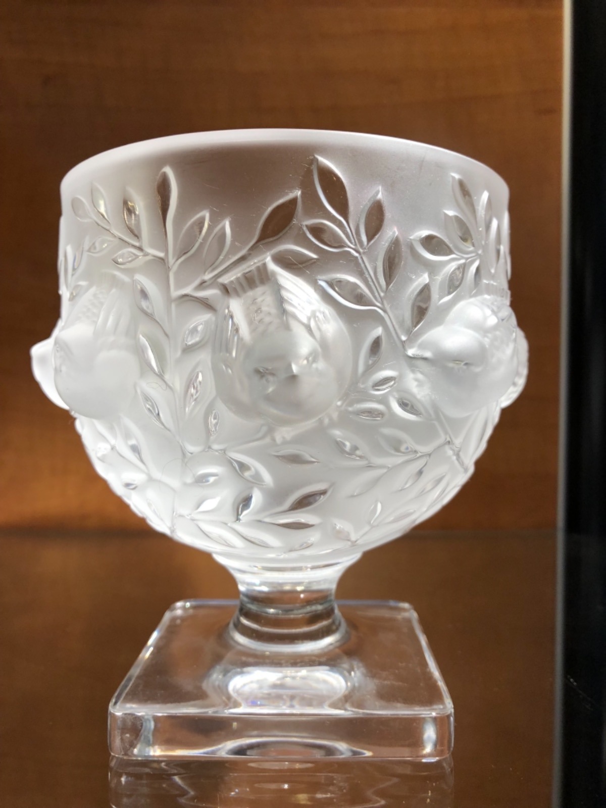 Lalique France 'Elizabeth' Clear & Frosted Glass Vase / Bowl with Original Label (1 of 9) Lalique France 'Elizabeth' Clear & Frosted Glass Vase / Bowl with Original Label (1 of 9)
