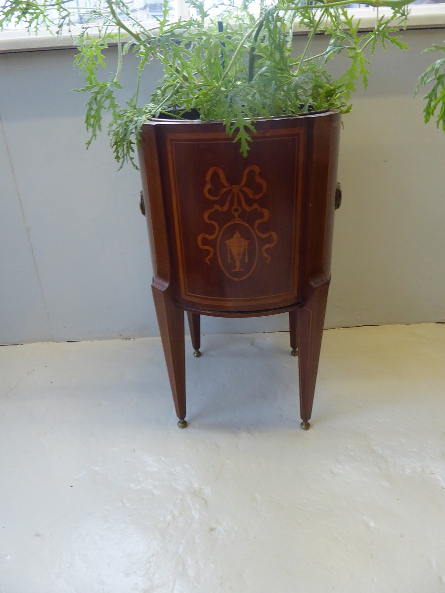 Antique Jardiniere Planter C.1900 (1 of 6) Antique Jardiniere Planter C.1900 (1 of 6)