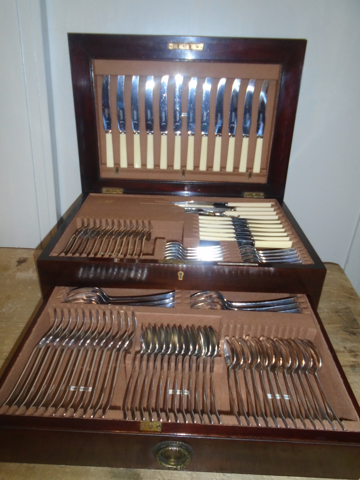 Canteen of Cutlery 12 Place Setting c.1900 (1 of 1) Canteen of Cutlery 12 Place Setting c.1900 (1 of 1)