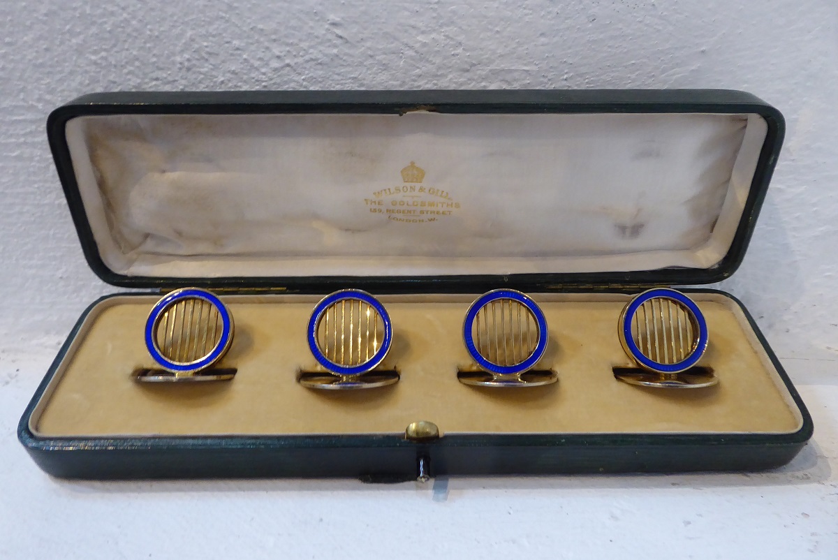 Mappin & Webb Menu / Place Card Holders 1913 (1 of 7) Mappin & Webb Menu / Place Card Holders 1913 (1 of 7)