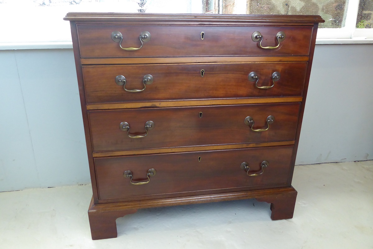 Small Chest of Drawers c.1920 (1 of 1) Small Chest of Drawers c.1920 (1 of 1)