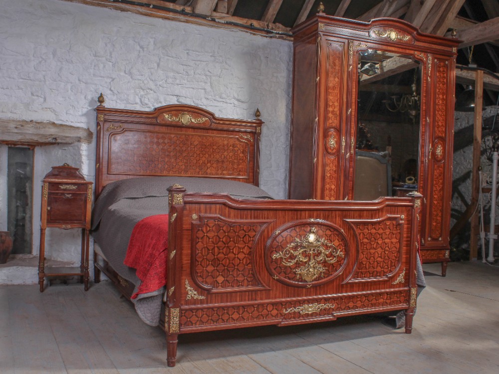 Spectacular Quality Louis XVI Parquetry Bedroom Suite with King Size Bed (1 of 1) Spectacular Quality Louis XVI Parquetry Bedroom Suite with King Size Bed (1 of 1)