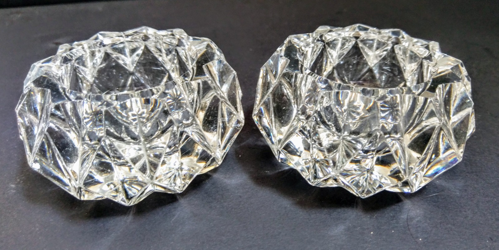 Good Heavy Pair of Victorian Glass Salts c.1880 (1 of 4)