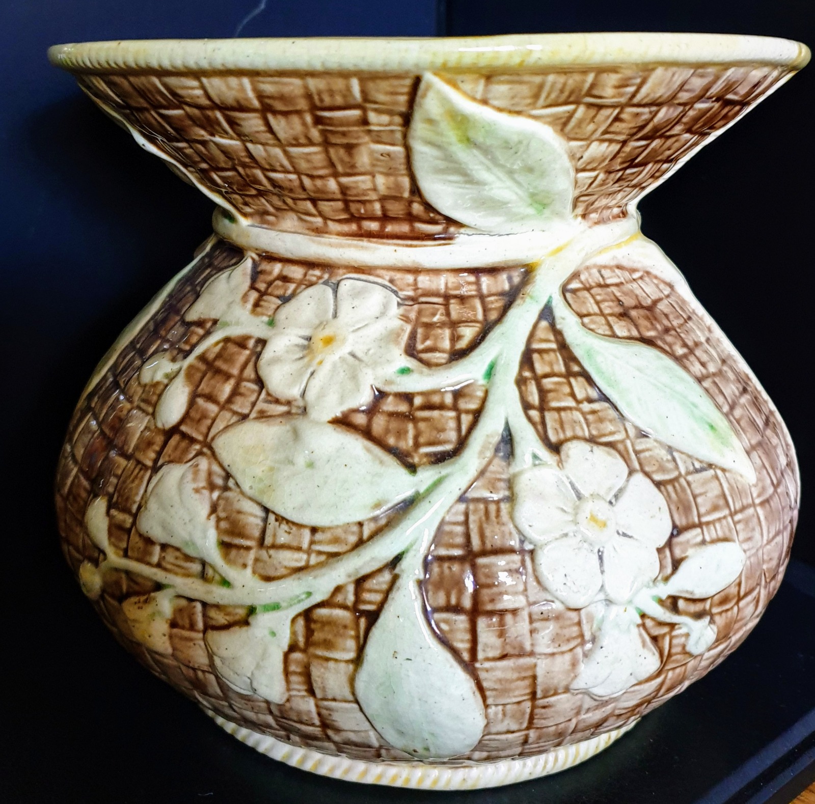 Victorian Majolica Plant Pot c.1860 (1 of 6) Victorian Majolica Plant Pot c.1860 (1 of 6)