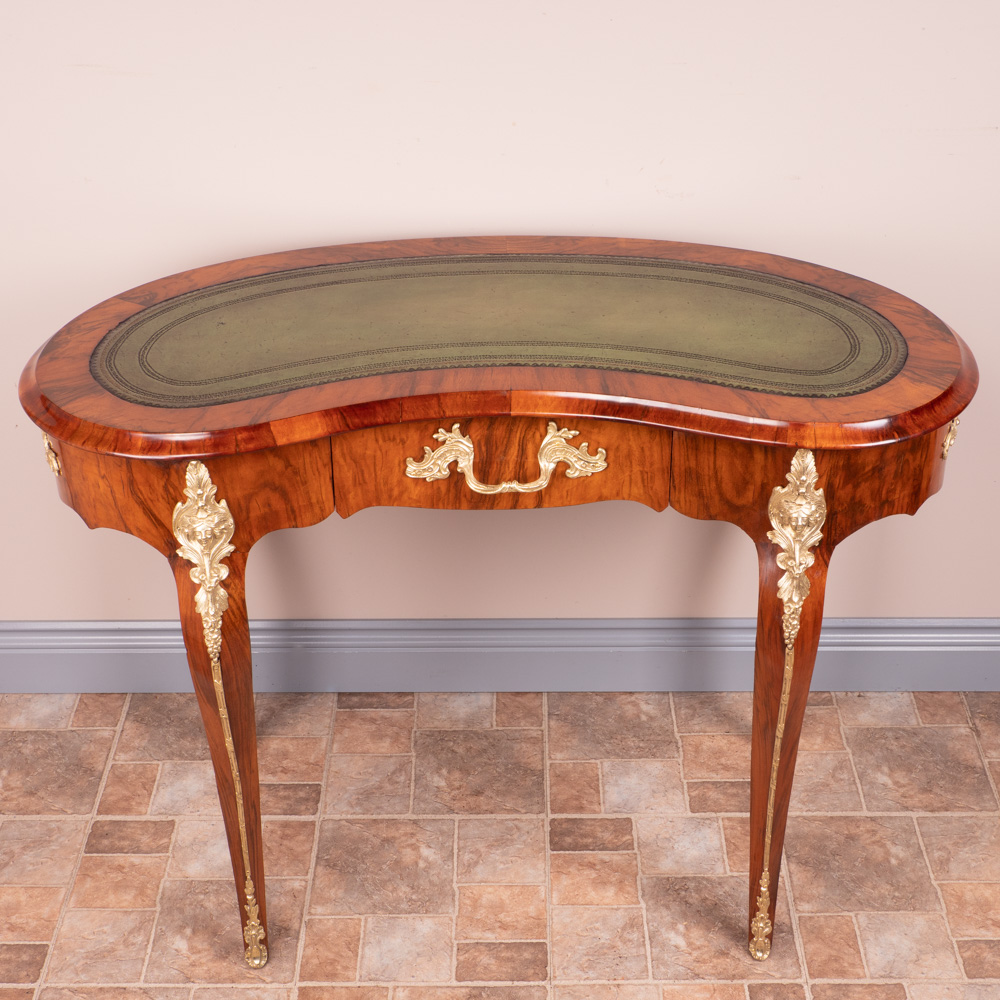 Fine Quality Walnut Kidney Shaped Writing Desk Table (1 of 34)