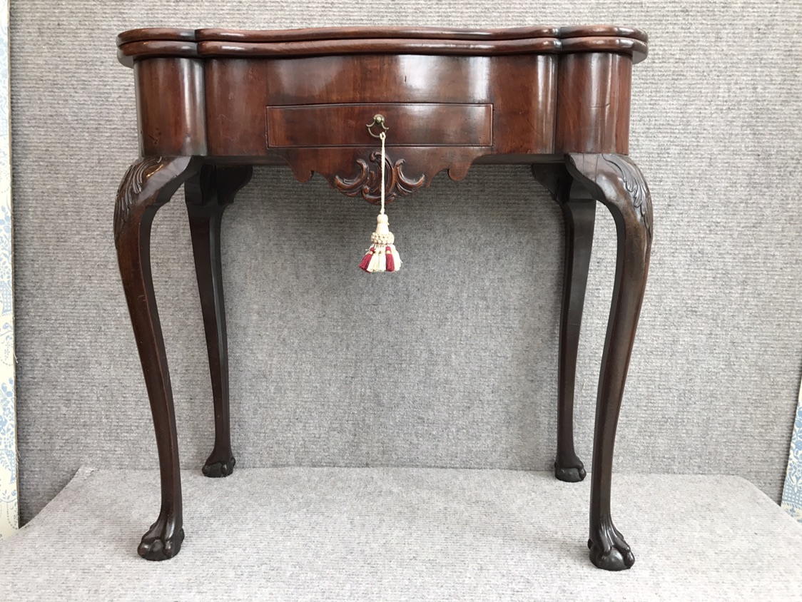 18th Century Dutch Mahogany Tea Table (1 of 7)
