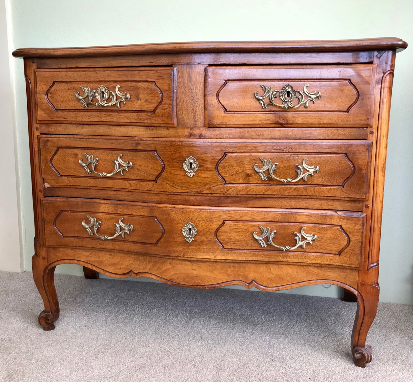 French Walnut Commode (1 of 8) French Walnut Commode (1 of 8)