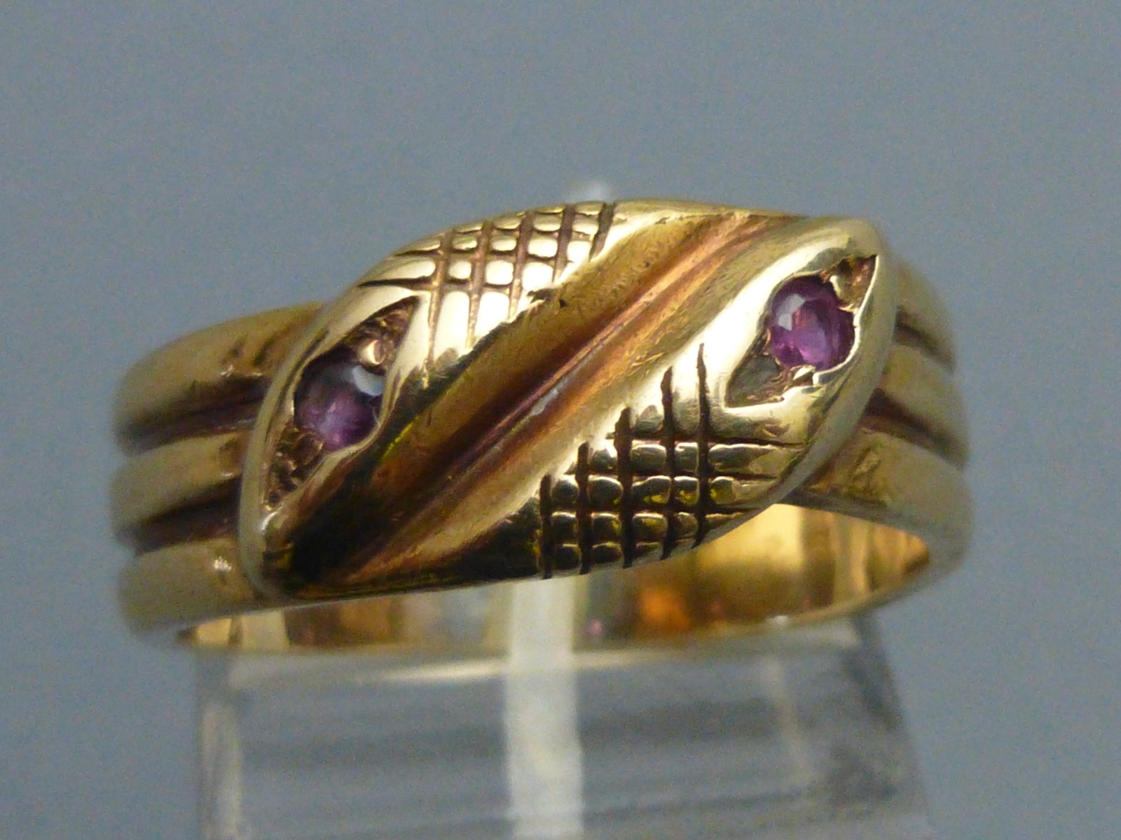 9ct Gold Double Snake Head Ring D2954 / LA148207