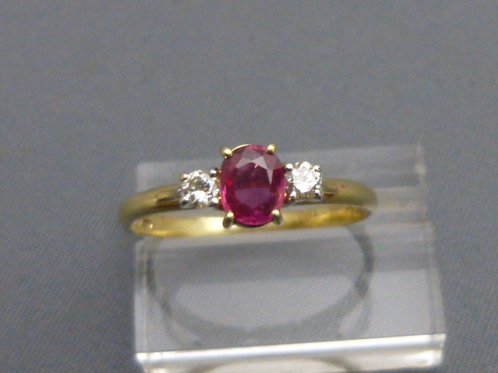 18ct Gold Ruby & Diamond Ring (1 of 5)