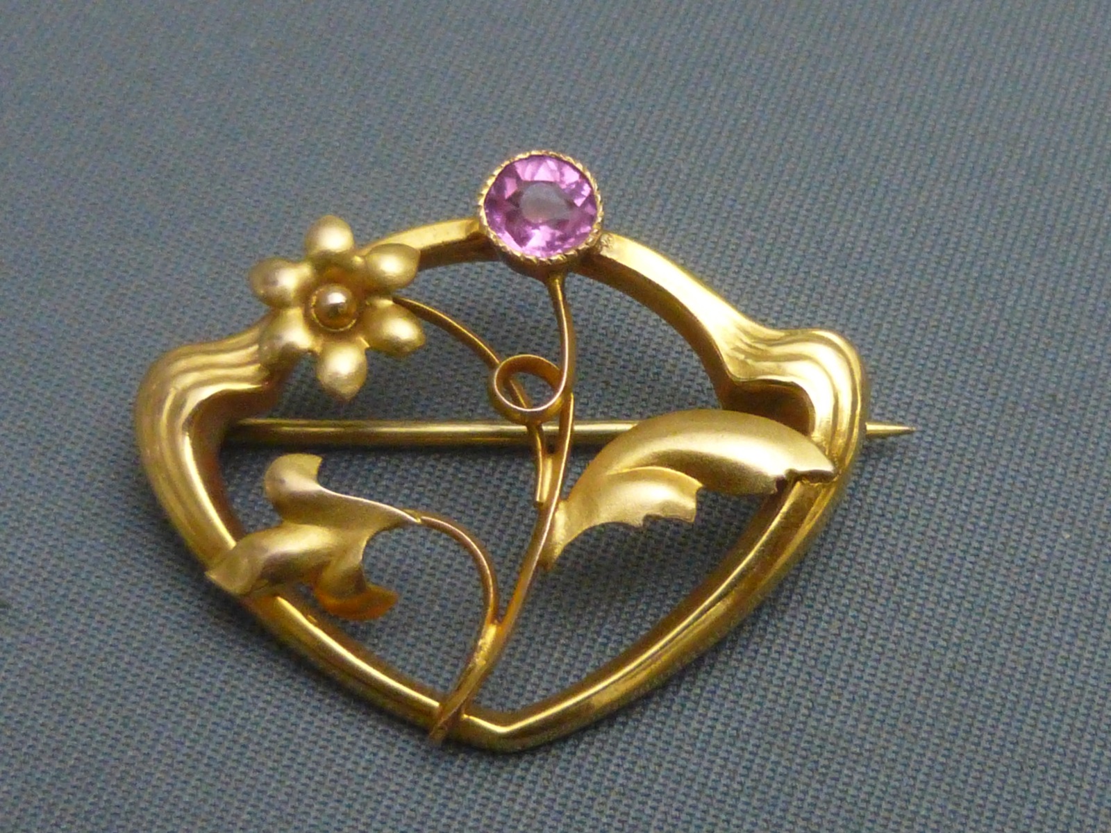 Art Nouveau 9ct Gold & Pink Tourmaline Brooch (1 of 5)