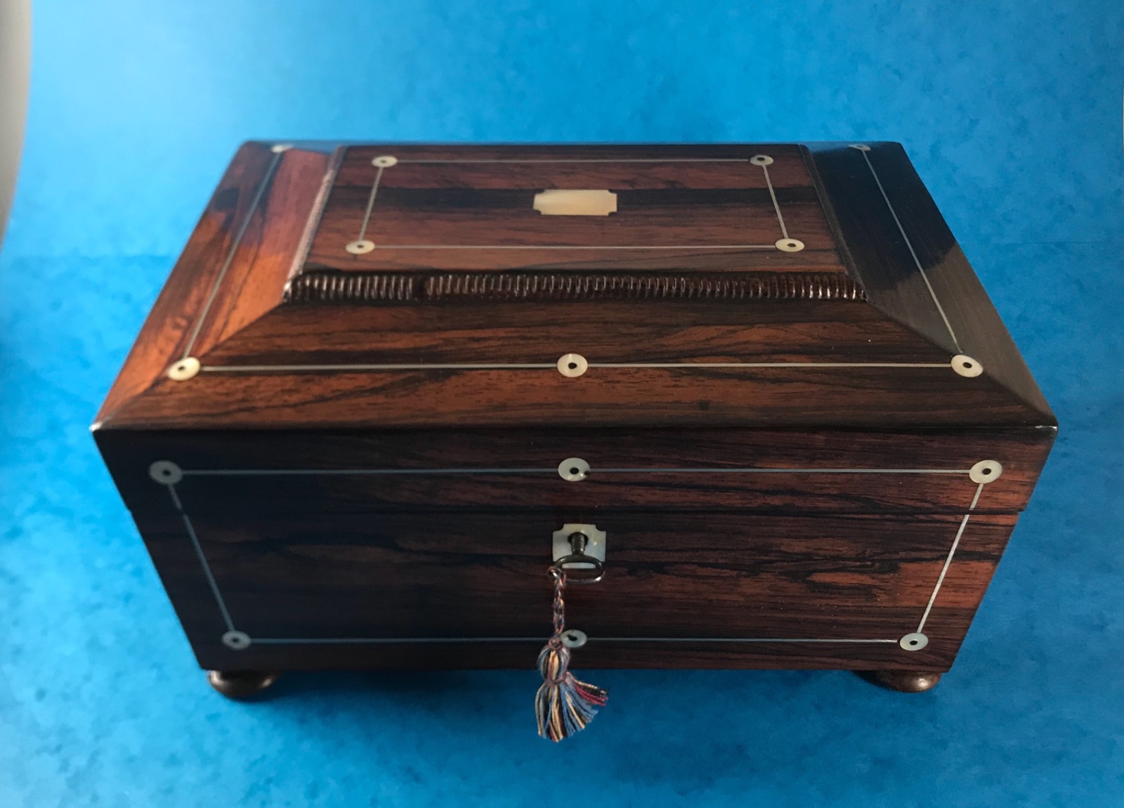 1840 Mother of Pearl & Pewter Inlaid Rosewood Sarcophagus Jewellery Box. (1 of 1) 1840 Mother of Pearl & Pewter Inlaid Rosewood Sarcophagus Jewellery Box. (1 of 1)