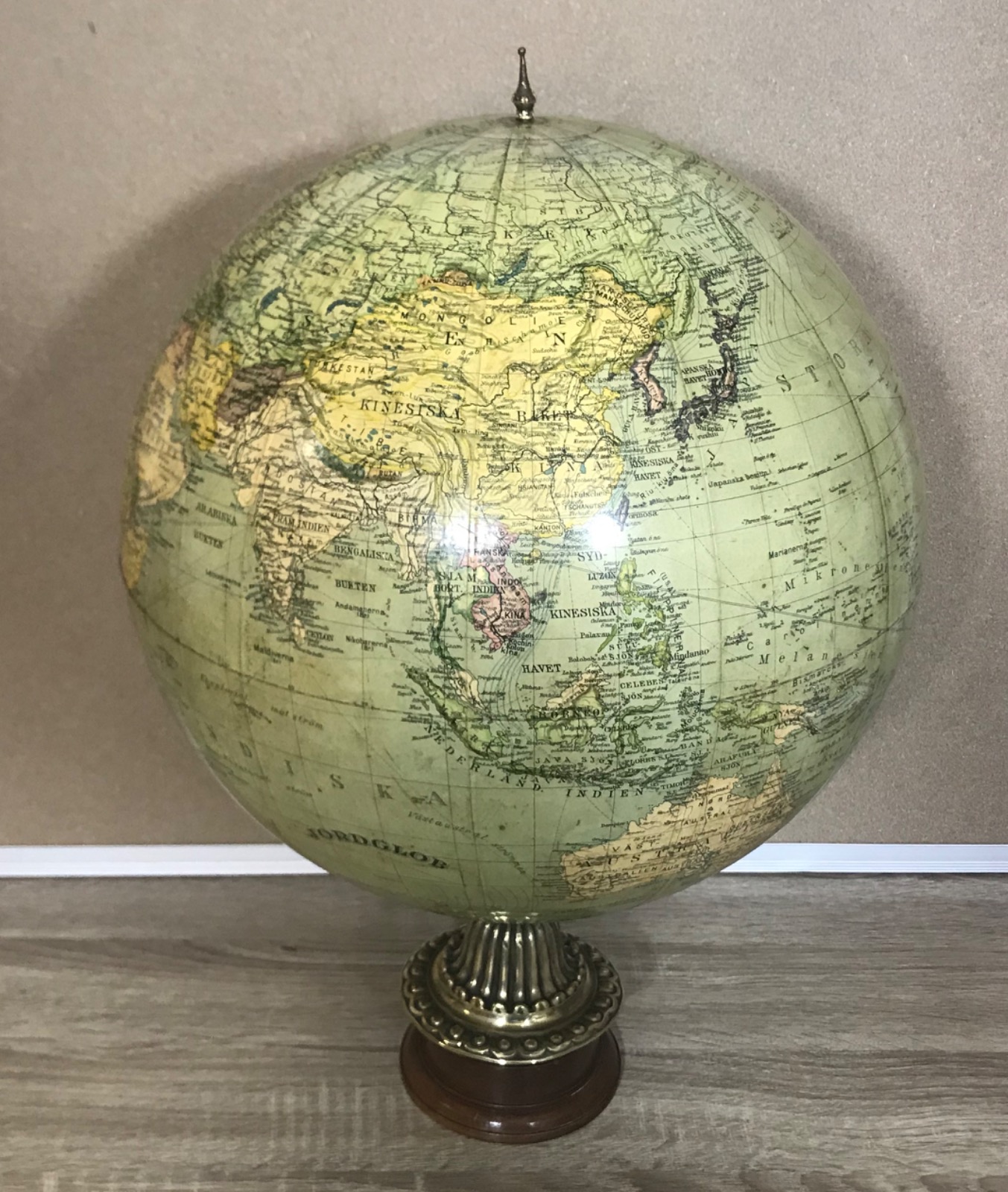 19th Century Swedish Globe (1 of 1) 19th Century Swedish Globe (1 of 1)