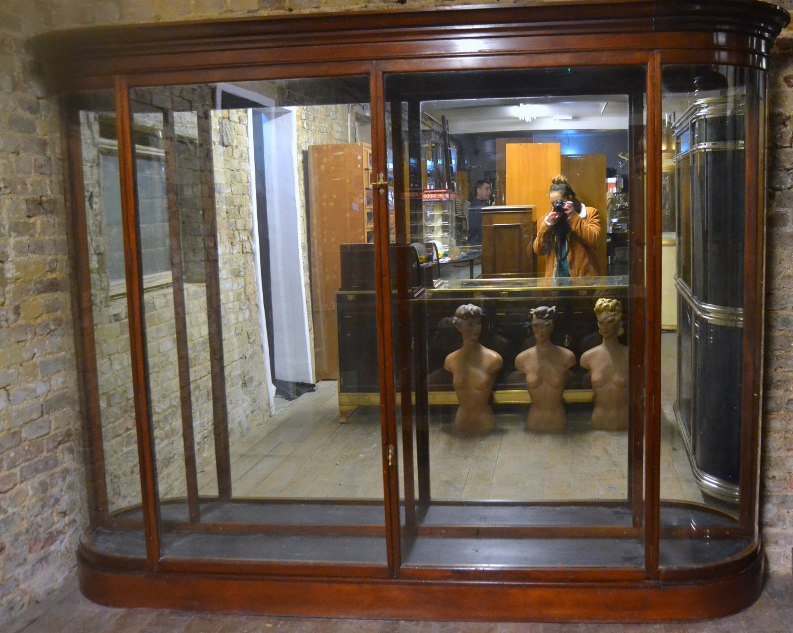 Victorian Mahogany Jeweller's Bow Display Cabinet (1 of 5)