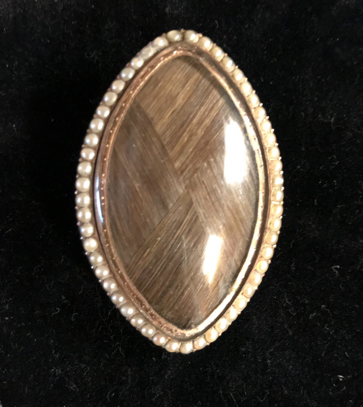 Gold Bright Cut Mourning Brooch (1 of 2) Gold Bright Cut Mourning Brooch (1 of 2)