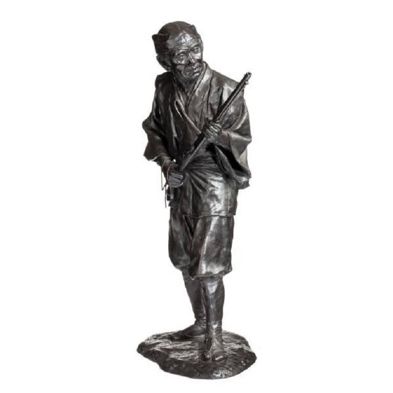Meiji Period Bronze of Huntsman Carrying a Gun (1 of 7)