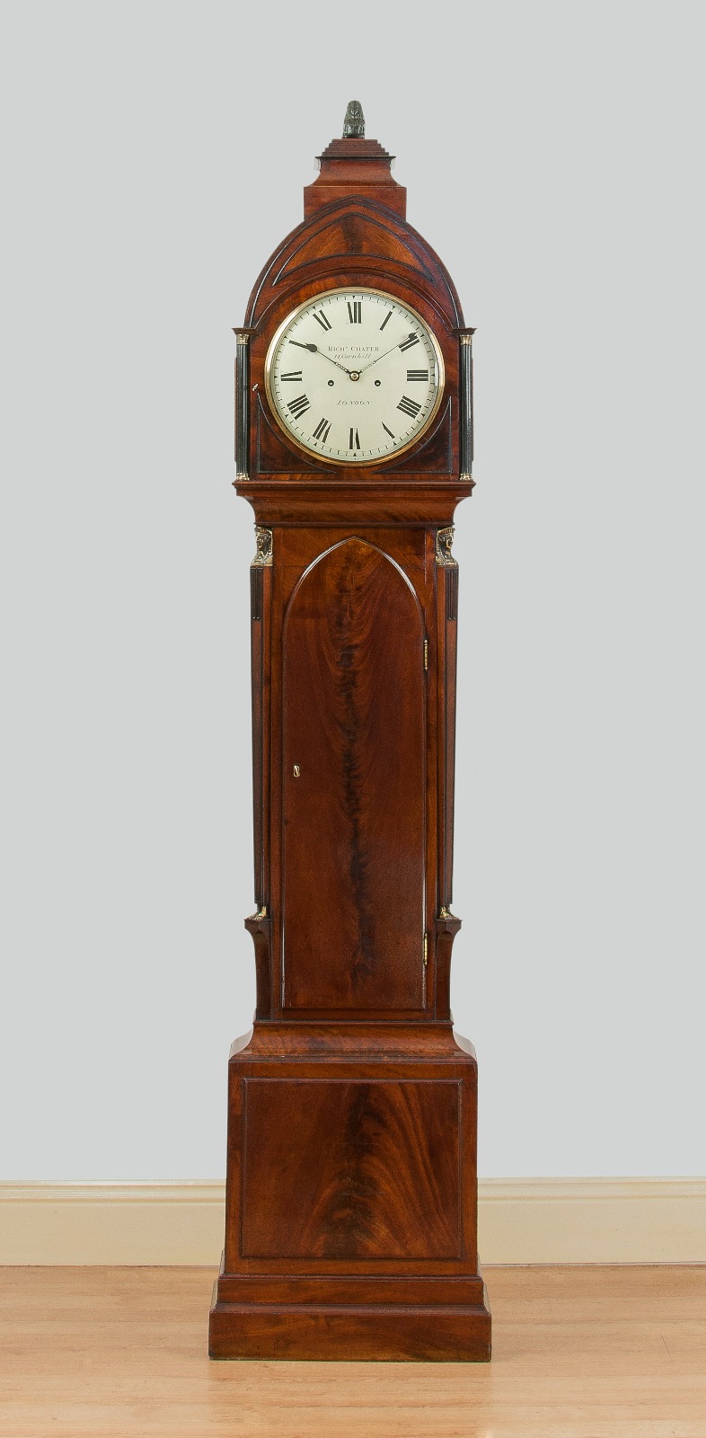 Fine Quality George III Flame Mahogany 8 Day Longcase / Grandfather Clock by Richard Chater of London (1 of 1) Fine Quality George III Flame Mahogany 8 Day Longcase / Grandfather Clock by Richard Chater of London (1 of 1)