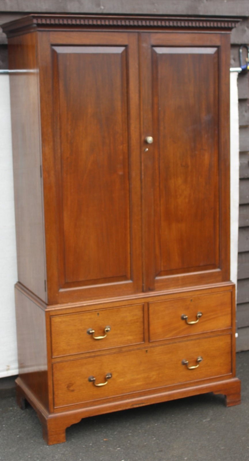 undefined - main image