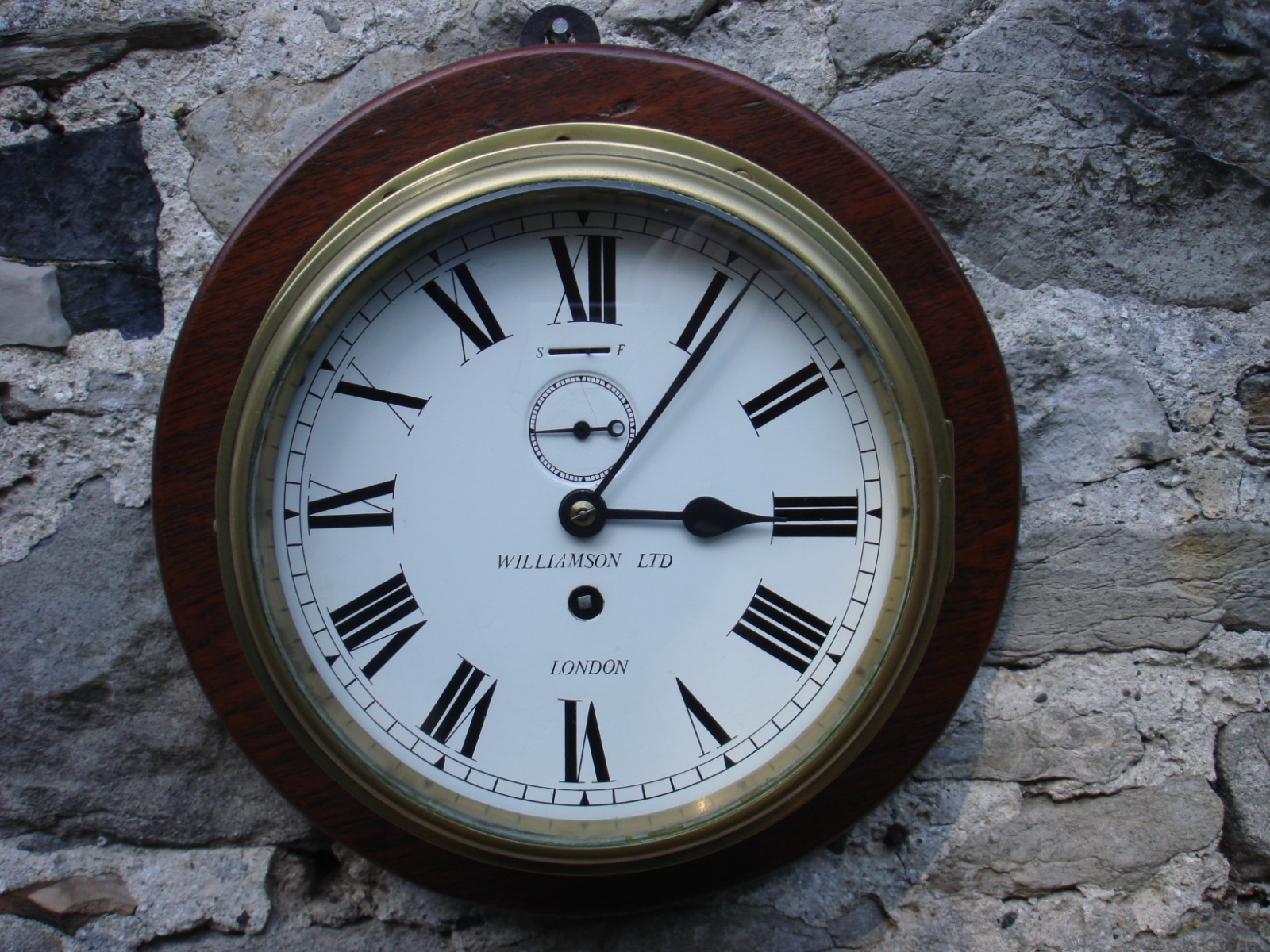 Brass Marine Timepiece (1 of 1)