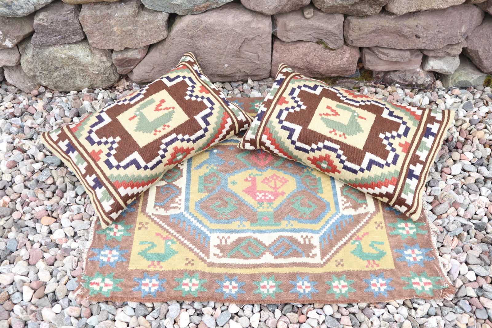 Vintage Scandinavian / Swedish Folk Art Röllakan Pair of Cushions & Wall Hanging / Table Runner, Skåne c.1941 (1 of 24)