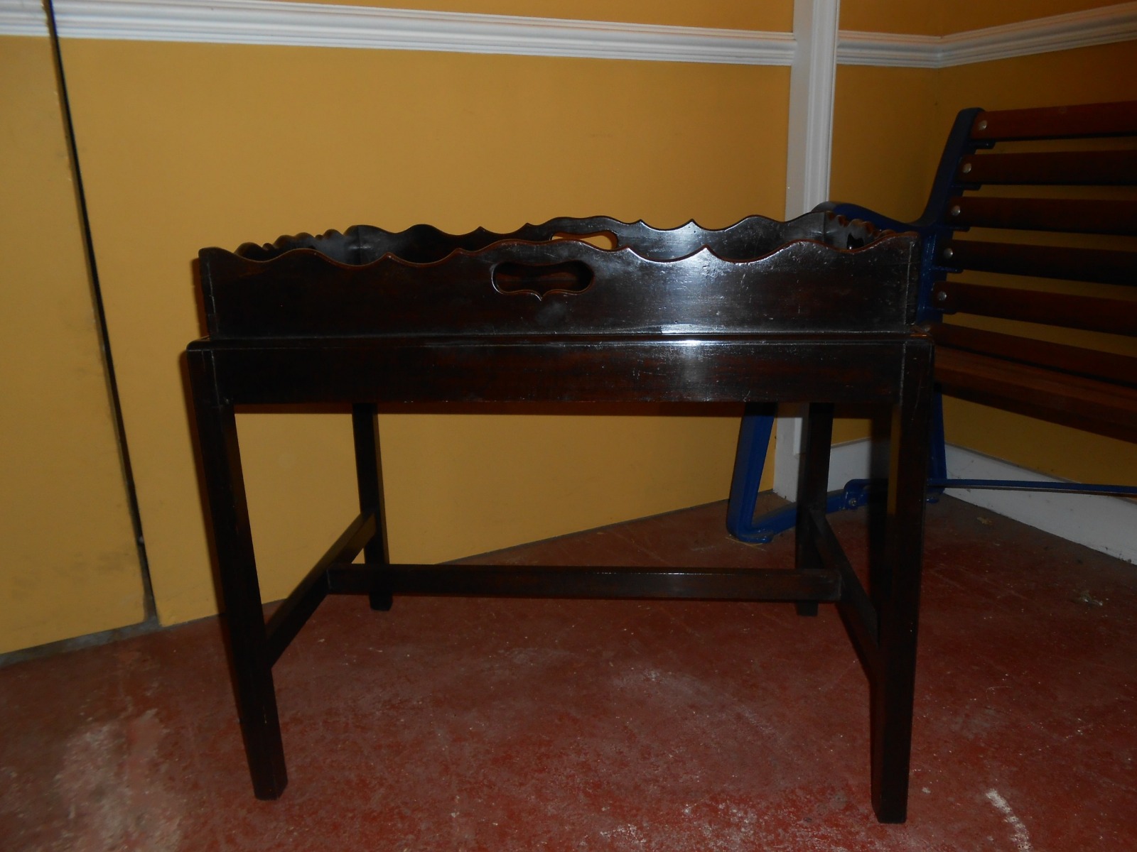 Mahogany Butlers Tray on Stand (1 of 9)