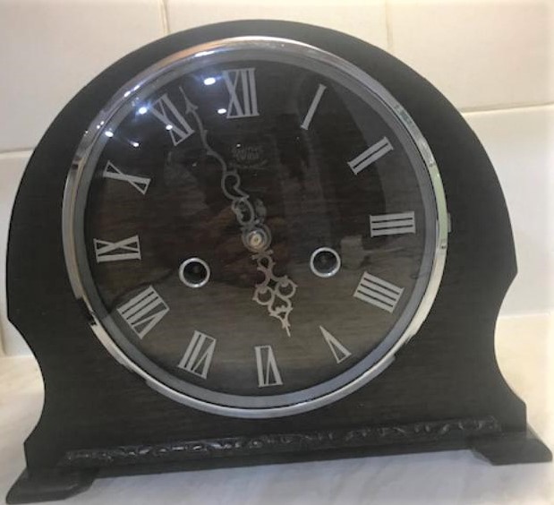 Fabulous 1954 English Vintage Retro Striking Mantel Clock by Smiths. (1 of 9) Fabulous 1954 English Vintage Retro Striking Mantel Clock by Smiths. (1 of 9)