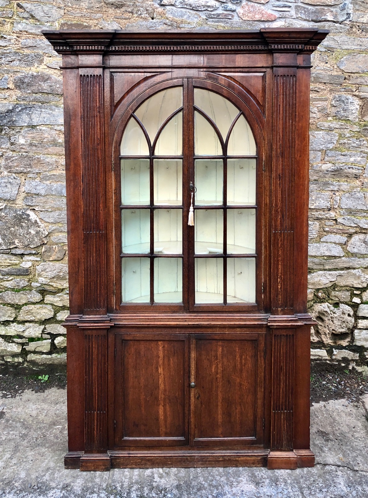 18th Century Oak Barrel Back Corner Cupboard (1 of 25) 18th Century Oak Barrel Back Corner Cupboard (1 of 25)