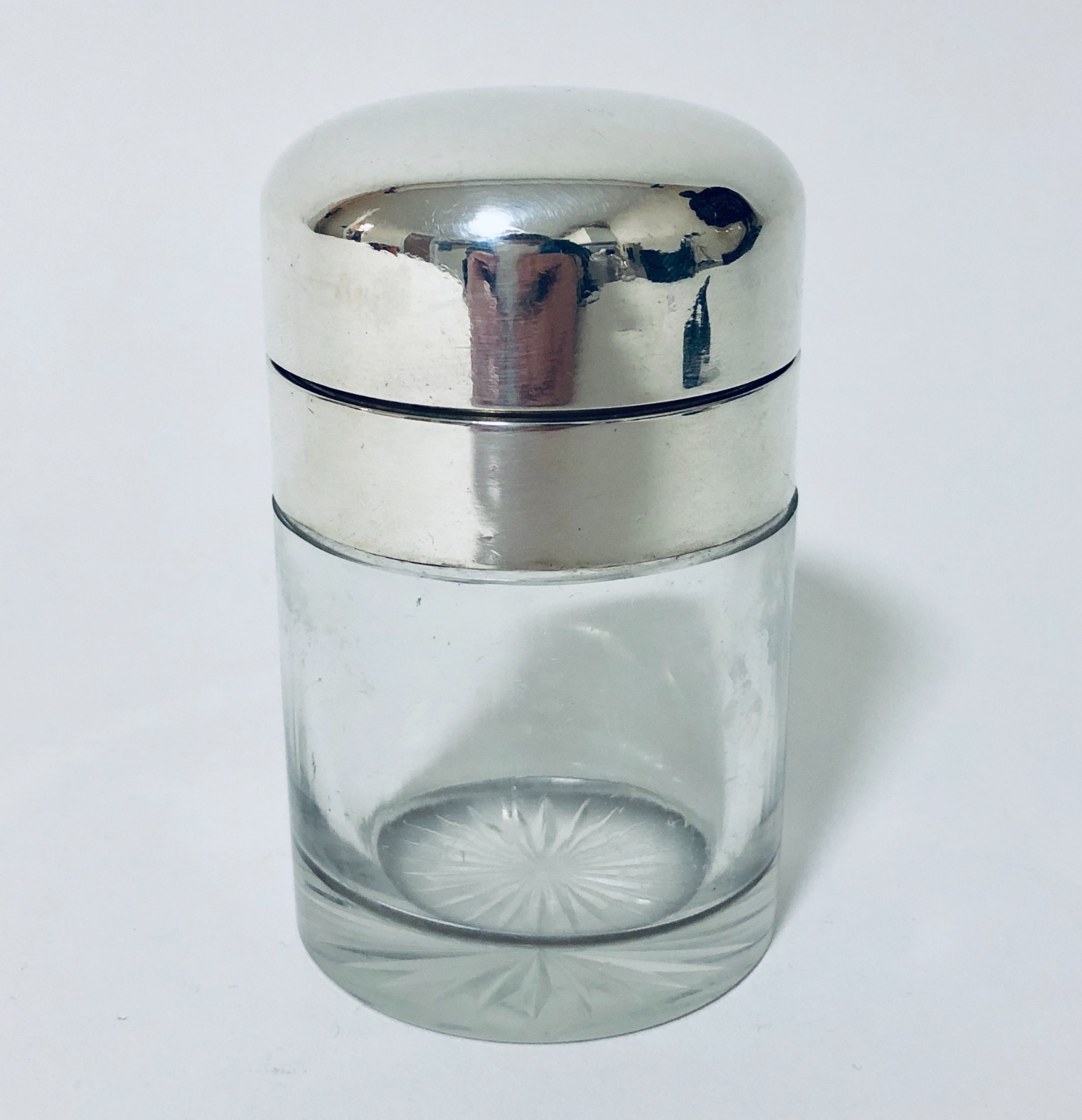 Large Antique Glass Scent Bottle Vanity Pot with Solid Silver Top (1 of 1) Large Antique Glass Scent Bottle Vanity Pot with Solid Silver Top (1 of 1)