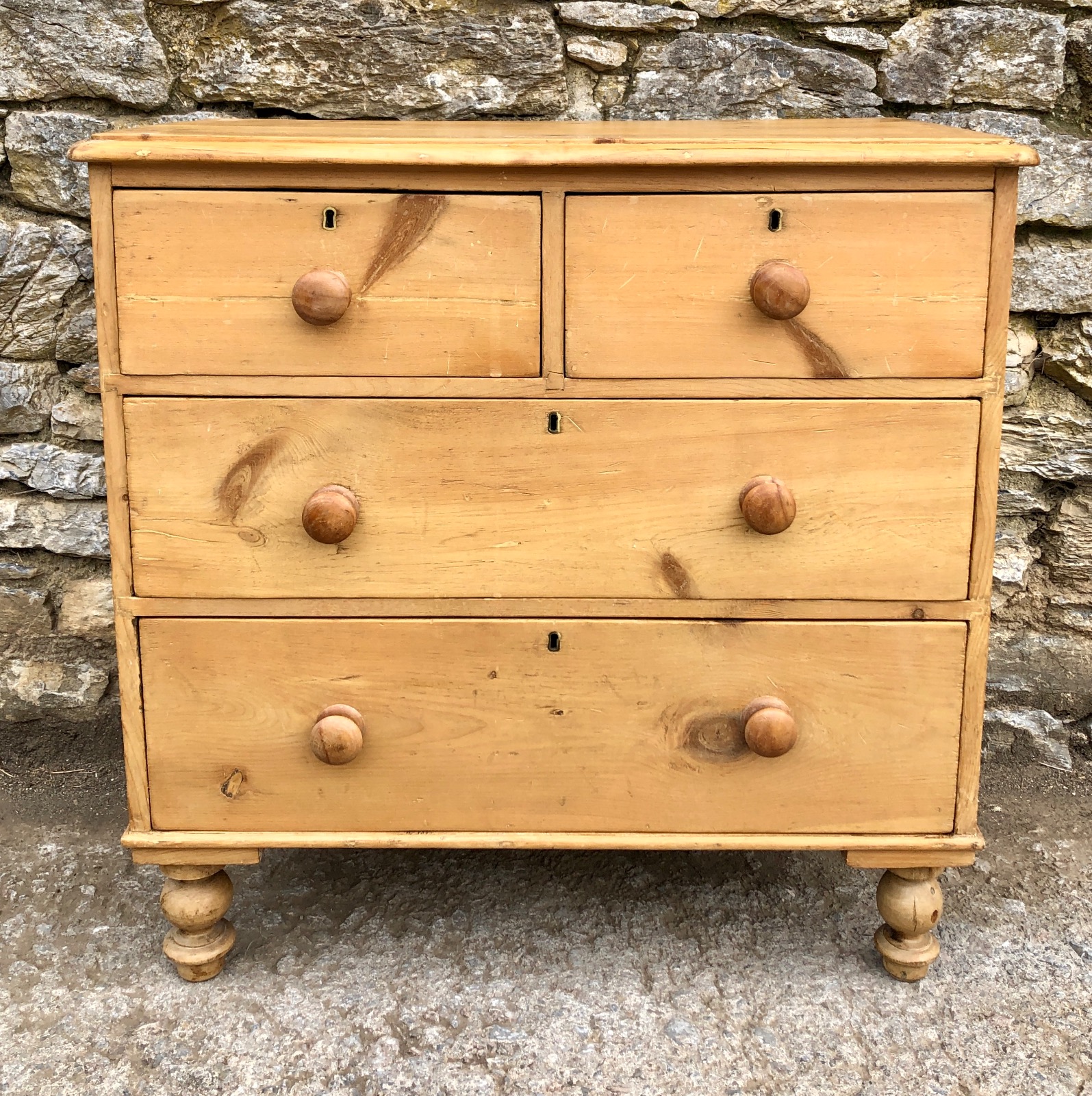 Small Victorian Pine Chest of Drawers (1 of 1) Small Victorian Pine Chest of Drawers (1 of 1)