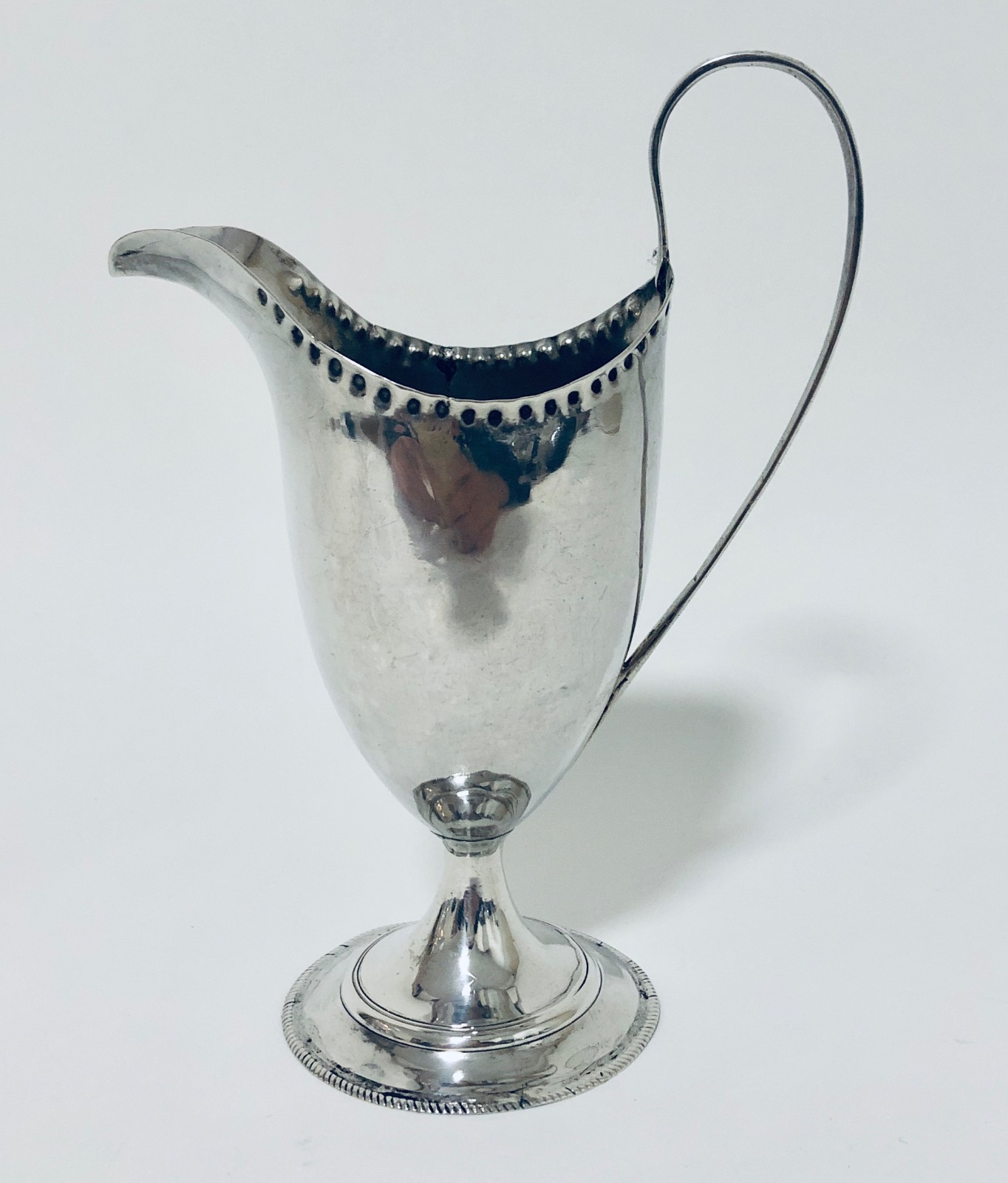 18th Century Georgian Silver Cream Jug (1 of 11) 18th Century Georgian Silver Cream Jug (1 of 11)