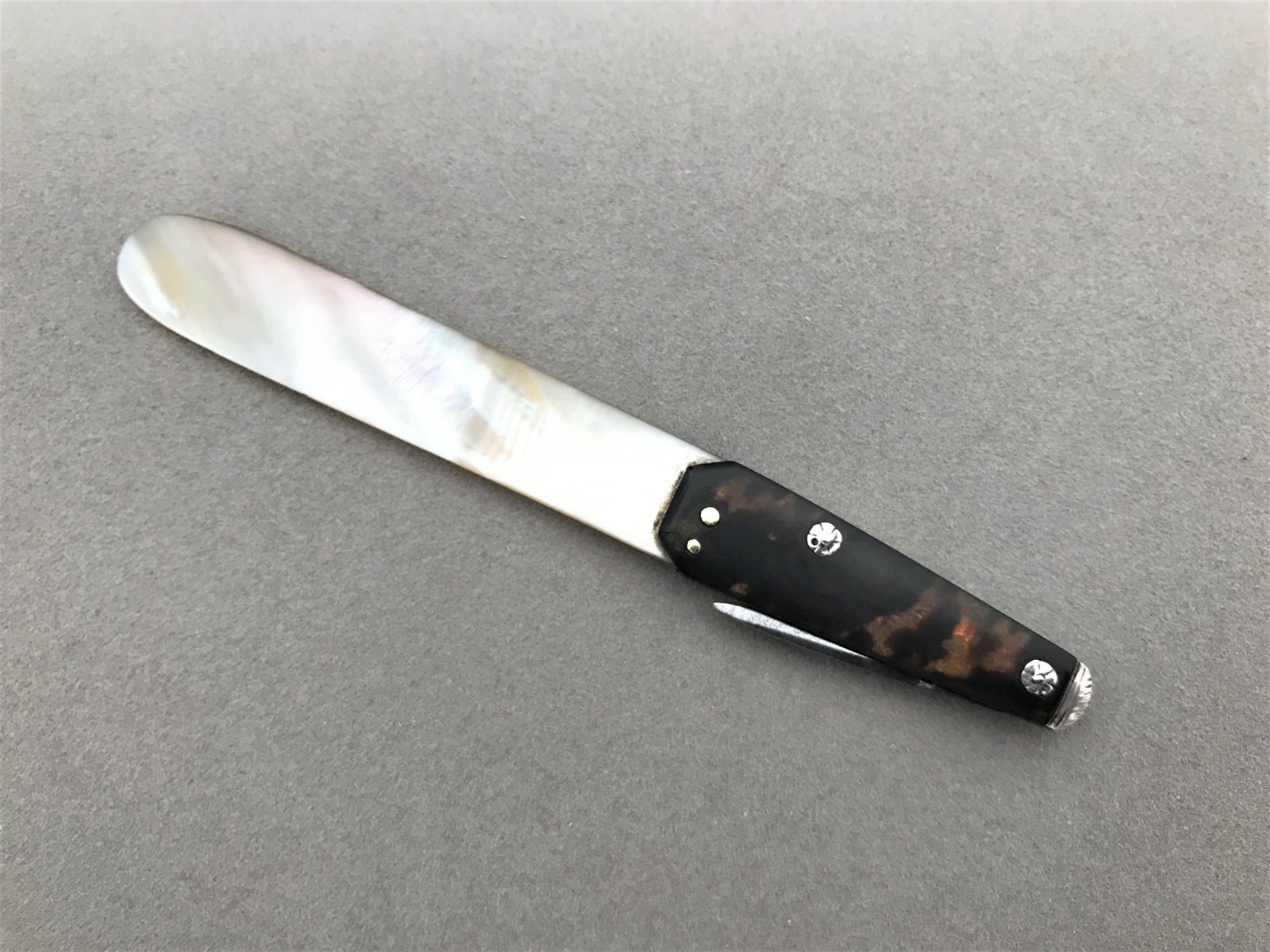 Unusual Georgian Quill Cutter & Paper Knife (1 of 1) Unusual Georgian Quill Cutter & Paper Knife (1 of 1)