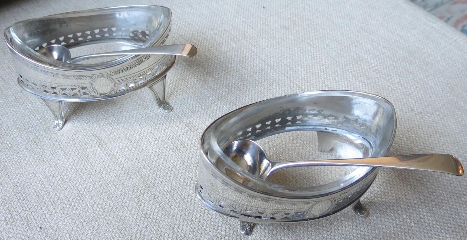 Pair of George III Navette-Form Salts & Spoons (1 of 9)