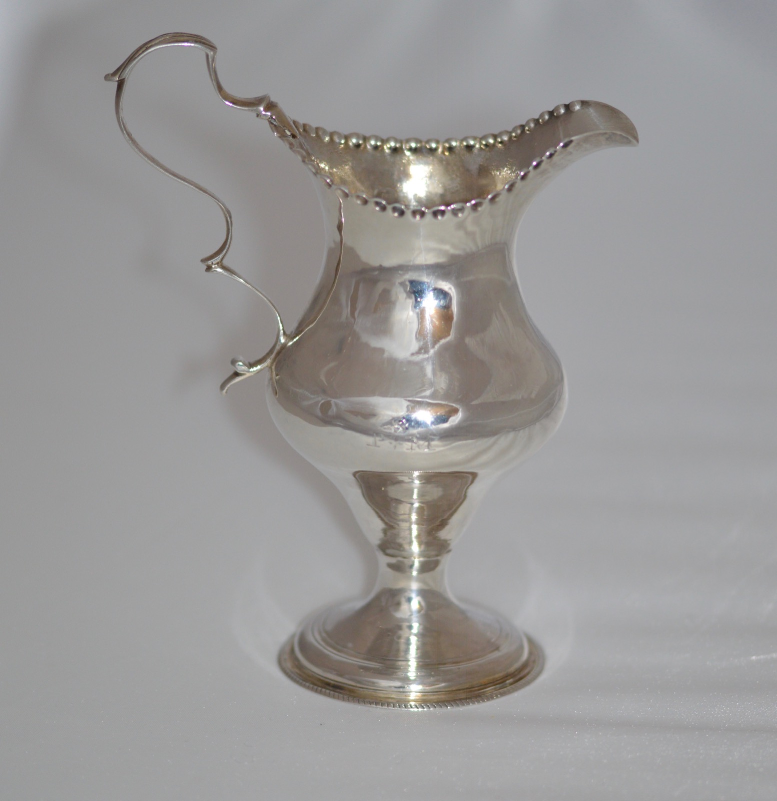 Hester Bateman Georgian Silver Creamer or Milk Jug 1783 (1 of 5)