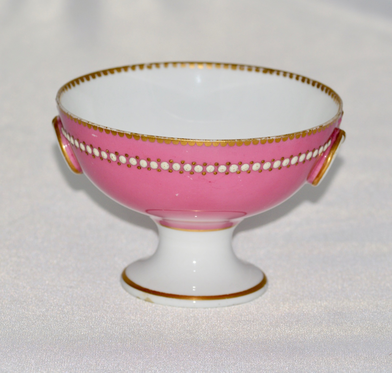 Royal Worcester Minature Pedestal Bowl C.1876 (1 of 1) Royal Worcester Minature Pedestal Bowl C.1876 (1 of 1)