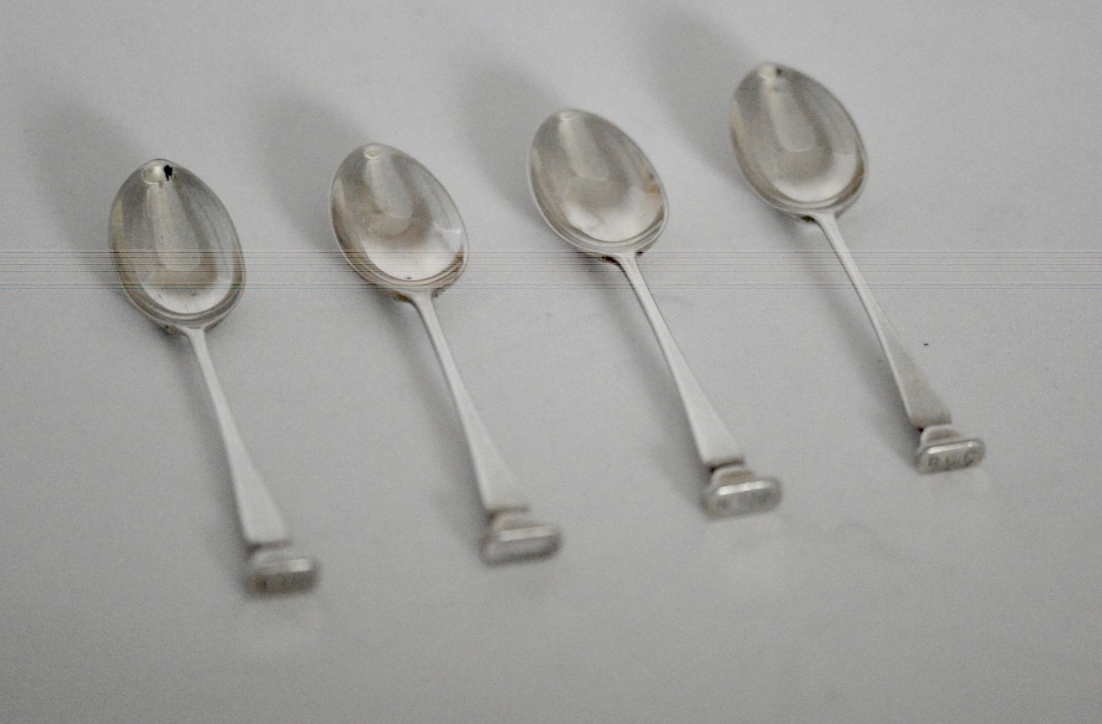 1910 / 1912 Four Sterling Silver Seal Top Teaspoons by London Silversmiths Holland, Aldwinckle & Slater (1 of 14)