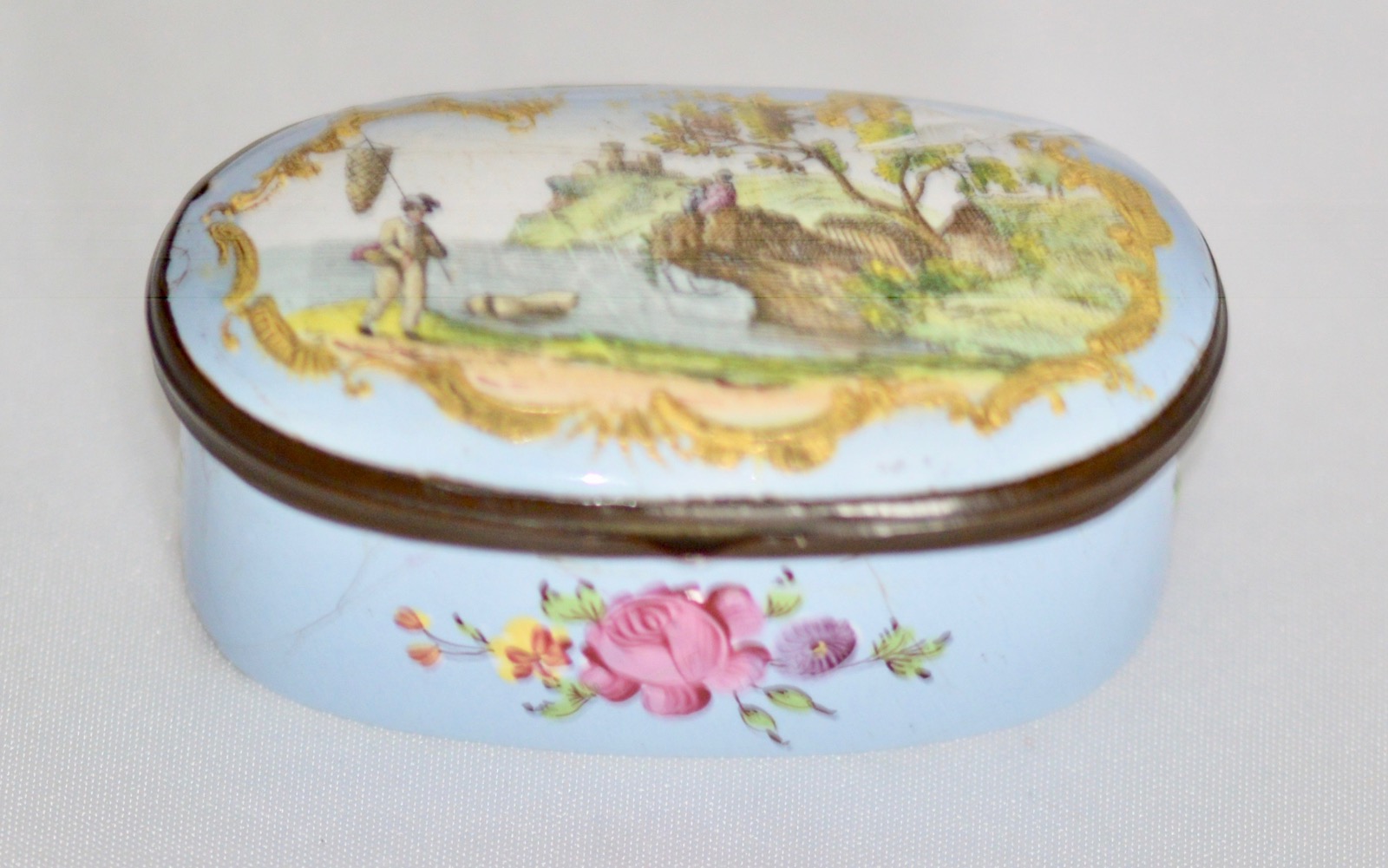 18th Century Staffordshire Enamel Patch Box Oval Form - Delightful (1 of 11) 18th Century Staffordshire Enamel Patch Box Oval Form - Delightful (1 of 11)