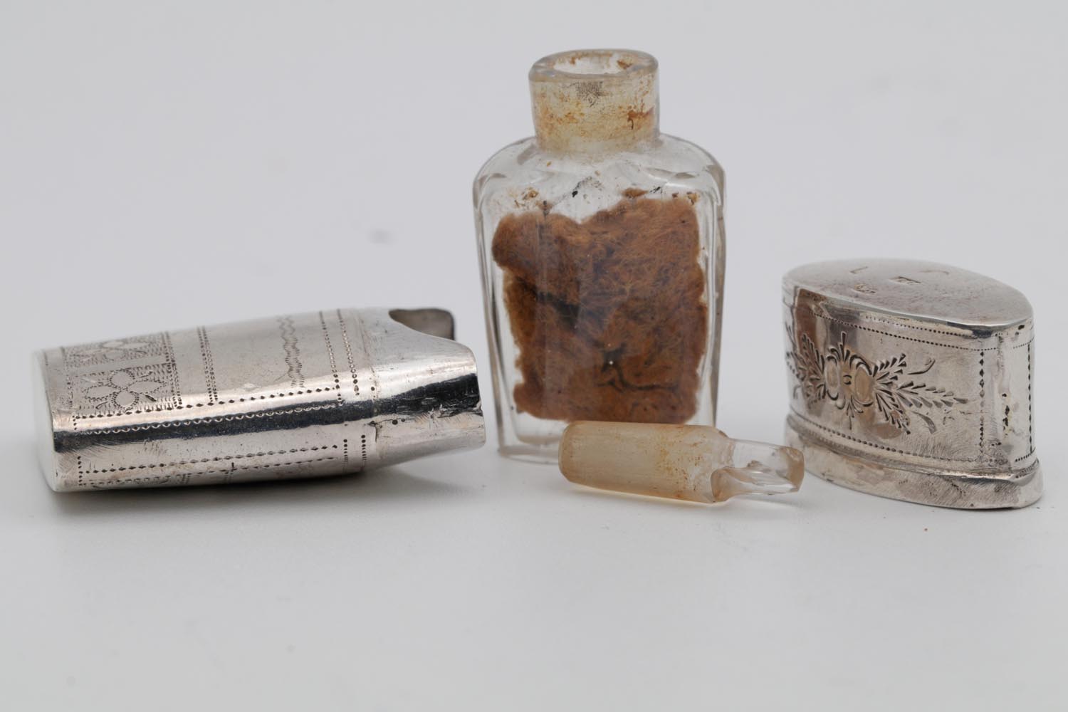 Georgian Silver Etui (1 of 5)