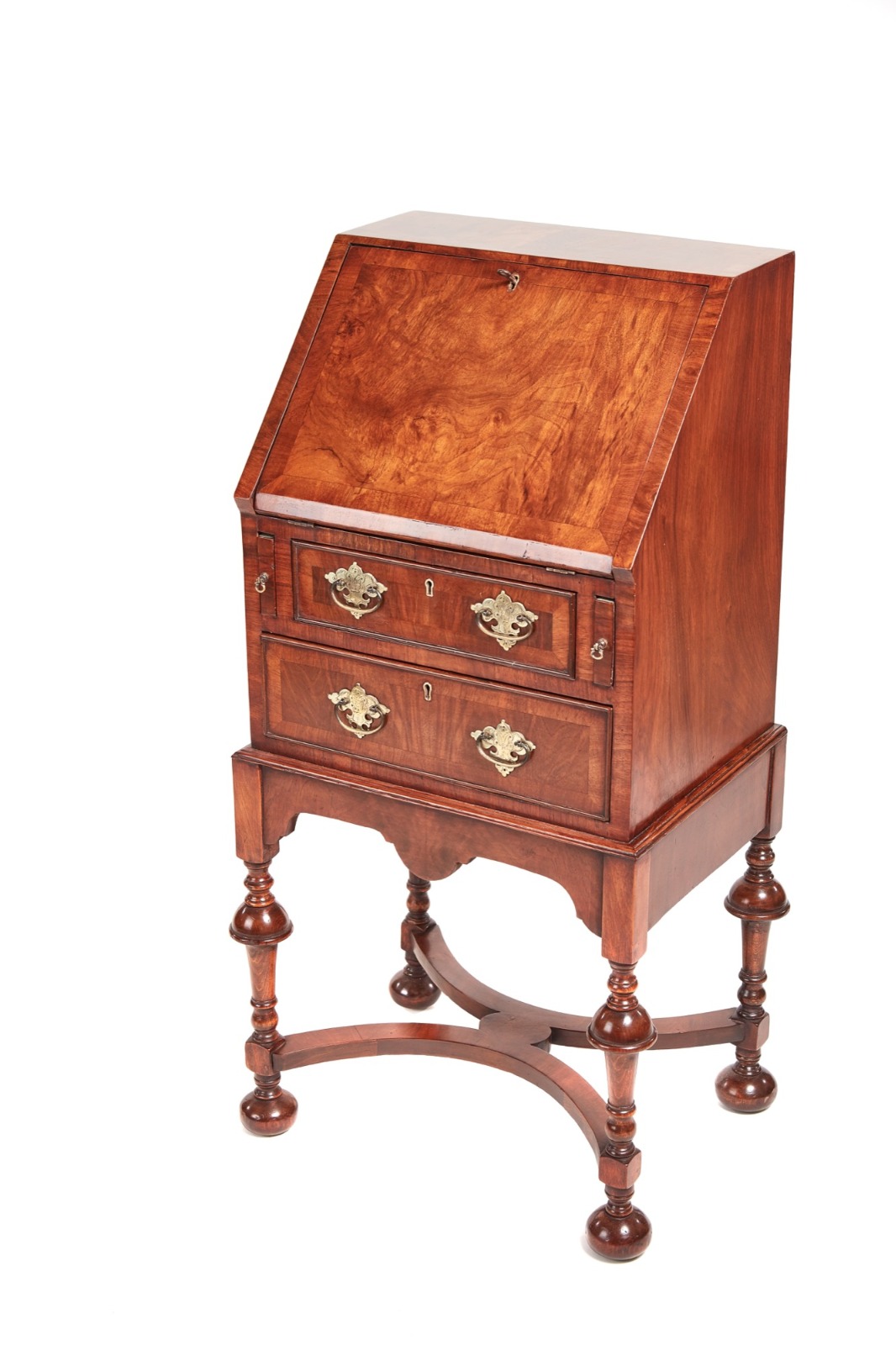 Outstanding Antique William & Mary Style Figured Walnut Bureau c.1910 (1 of 13) Outstanding Antique William & Mary Style Figured Walnut Bureau c.1910 (1 of 13)